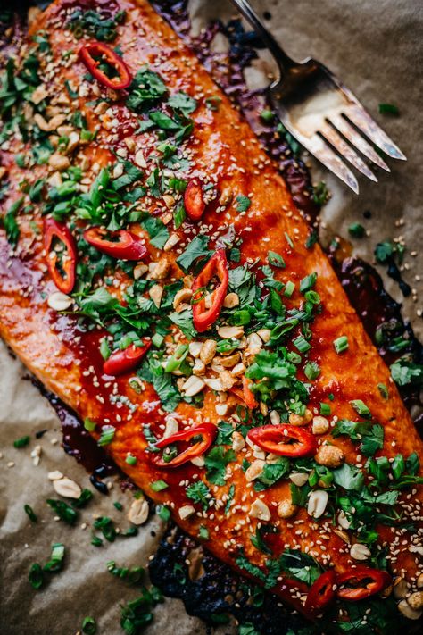 Asian Inspired Salmon, Asian Salmon Recipes, Asian Salmon, Asian Fish Recipes, Salmon Rice, Spicy Salmon, Salmon And Rice, Salmon Dinner, Weekday Meals