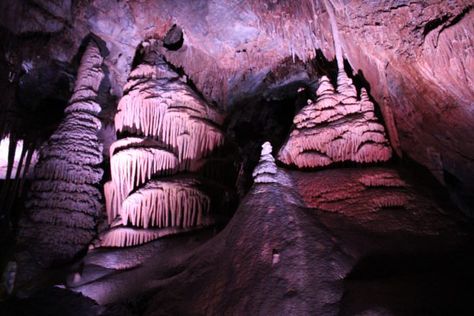 Here Are 7 Things You Can Only Find In Montana Kartchner Caverns, Oregon Caves, Flathead Lake Montana, Butte Montana, Limestone Caves, Waterton Lakes National Park, Carlsbad Caverns National Park, Lake Mcdonald, Carlsbad Caverns