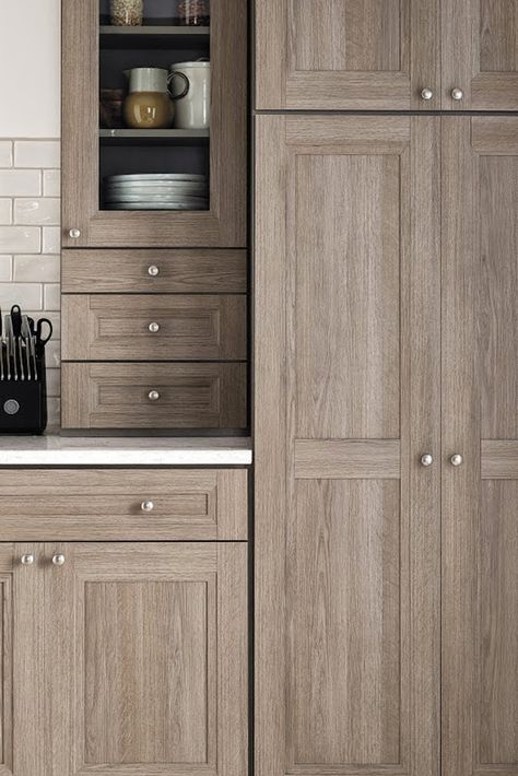 Grey oak cabinets Modular Kitchen Cabinets, New Kitchen Designs, New Kitchen Cabinets, Wood Kitchen Cabinets, Elegant Kitchens, Built In Cabinets, Trendy Kitchen, Kitchen Cabinetry, Cabinet Colors