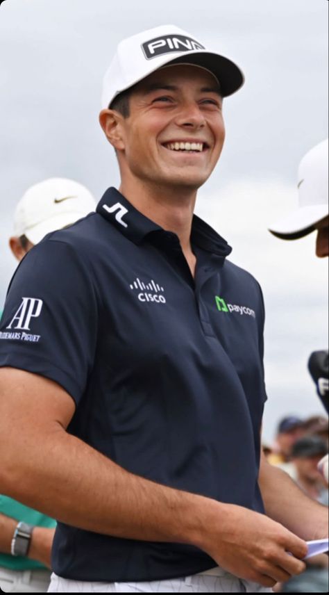 Viktor Hovland, Ryder Cup, Gobble Gobble, Dorian Gray, Luxury Aesthetic, Smash Cake, Pga Tour, Heart Eyes, Play Golf