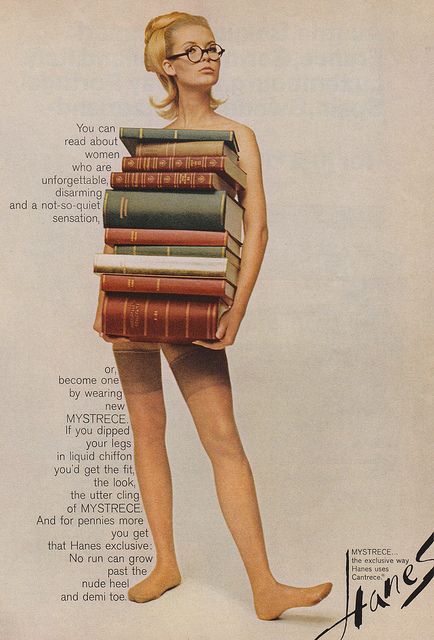 hilar Chimamanda Ngozi Adichie, Vintage Stockings, Old Ads, I Love Books, Librarian, Vintage Ads, Vintage Advertisements, Love Book, Vintage Posters