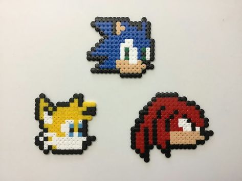 Perler Bead Person, Sonic Fuse Beads, Hama Art, Hamma Beads Ideas, Melty Bead Patterns, Easy Perler Beads Ideas, Cross Stitch For Kids, Motifs Perler, Diy Perler Bead Crafts