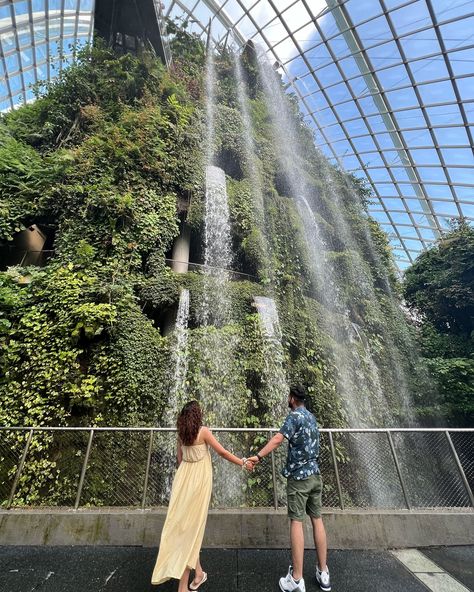 POV: He promised to show you the world🤗❤️🧿 . . . . . . . . . #couple #couplegoals #happymarriage #foreverlove #husbandwife #friendshipgoals #holidaywithfamily #vacation #coupleholiday #honeymoon Singapore Couple Photos, Singapore Honeymoon, Singapore Vacation, Couples Holiday, Friendship Goals, Happy Marriage, Forever Love, Couple Goals, Singapore