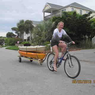 Bike Kayak Trailer I dunno that i would ever build this, but it is a great idea Kayak Bike Trailer, Kayak Cart, Kayak Trailer, Fishing Boots, Trailer Diy, Kayak Storage, Kayak Rack, Kayaking Gear, Kayak Camping