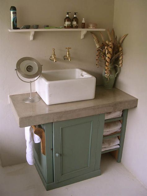 Shaker Style sink unit hand painted farrow and ball belfast butler sink free standing freestanding bespoke cornwall interiors polished concr... Bathroom Sink Units, Belfast Sink, Butler Sink, Bad Inspiration, Downstairs Toilet, Sink Units, Downstairs Bathroom, Trendy Bathroom, Bath Room