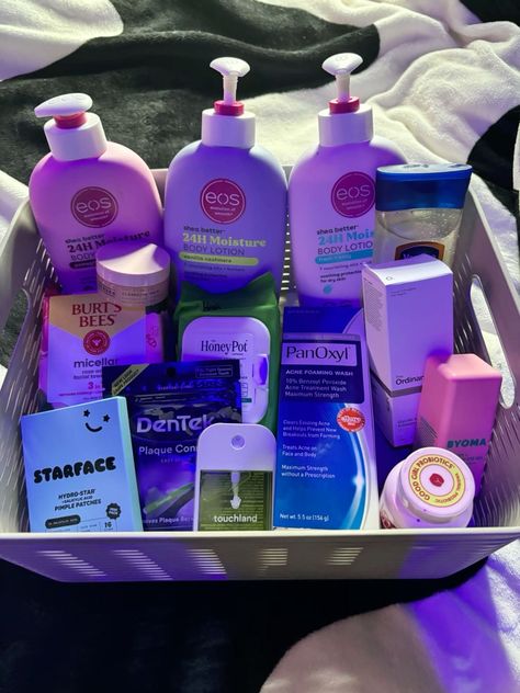 Hygiene Gift Basket Ideas, Back To School Hygiene Products, Back To School Hygiene, Good Hygiene Products For Women, Hygiene Basket, Women Hygiene Products, School Hygiene, Female Hygiene Products, Hygiene Haul