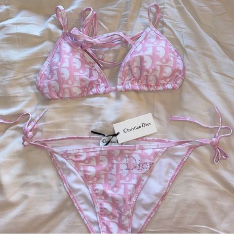 Cute Pink Swimsuit Aesthetic, Pink Swimsuit Aesthetic, Cute Bathing Suits Aesthetic, Red Bottoms Heels, Pretty Swimsuit, Nostalgic Movies, Pink Bikinis, Baithing Suits, Swimsuit Aesthetic