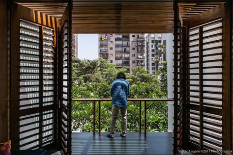 Skewed House / Studio Lagom,© Photographix Zen House, Small Bathroom Renovations, Indian Home Interior, Pooja Room Door Design, Interior Design Awards, Room Door Design, Brick Architecture, House Studio, Modern Houses Interior