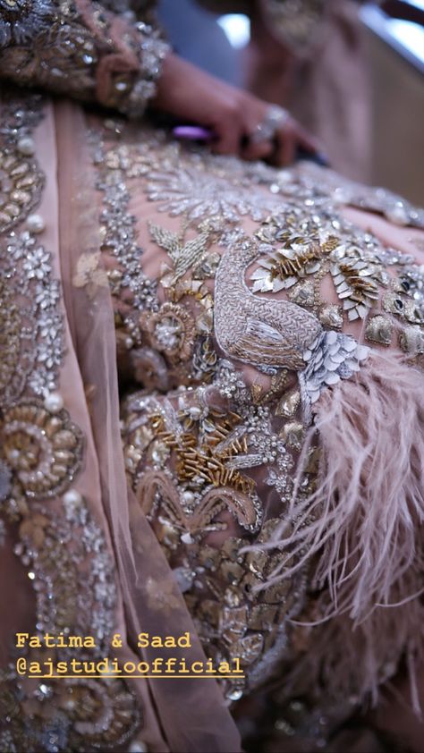 Detail Couture, Haute Couture Fabric, Walima Dress, Engagement Hairstyles, Zardozi Embroidery, Bridal Lehenga Collection, Latest Bridal Dresses, Bridal Dresses Pakistan, Designer Kurti Patterns