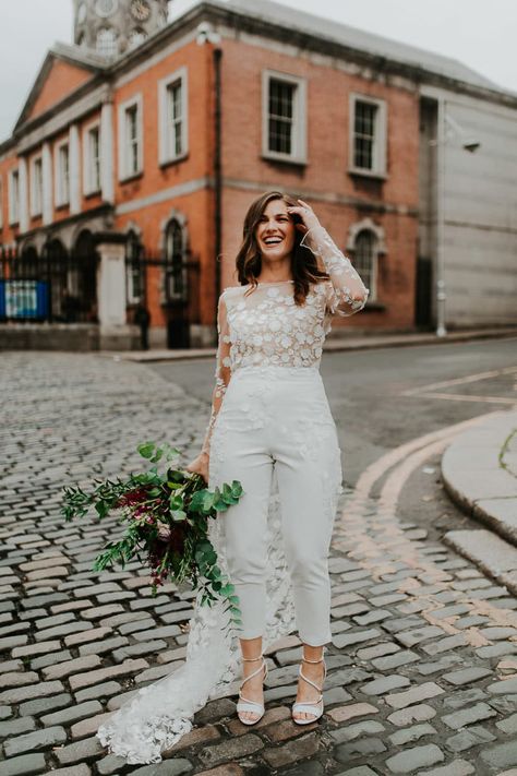 29 Real Brides who Looked Phenomenal in Trousers and Jumpsuits Wedding Trouser Suits, Wedding Dress Jumpsuit, Wedding Dress Aesthetic, Bride Jumpsuit, Bridesmaids Jumpsuits, Bridal Jumpsuit, Wedding Jumpsuit, Dublin City, Used Wedding Dresses