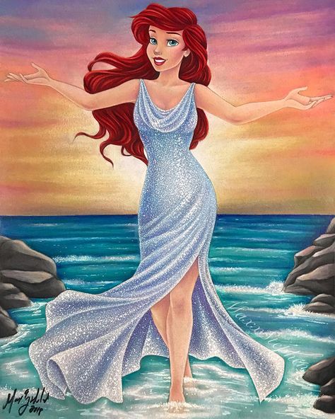 40 Disney Heroines Like We've Never Seen Them Before Blue Sparkly Dress, Ariel Disney, Mermaid Wallpapers, Disney Princess Makeover, Disney Princess Ariel, Princess Pictures, Disney Princess Drawings, Disney Artwork, Long Red Hair