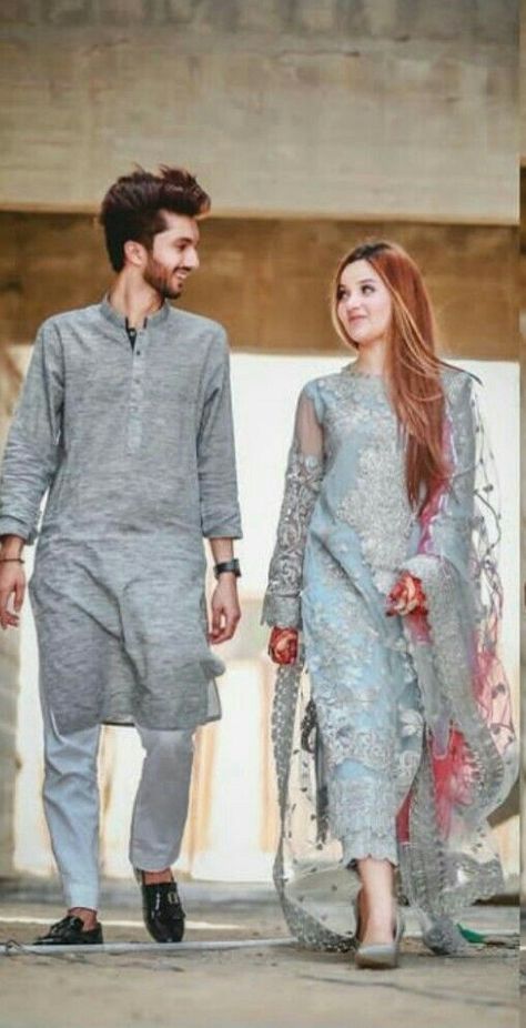 Diy Clothes Organization, Organization Life Hacks, Brother Sister Poses, Pakistani Couple, Sardar Fashion, Unusual People, Organization Life, Sister Poses, Cute Couple Dancing