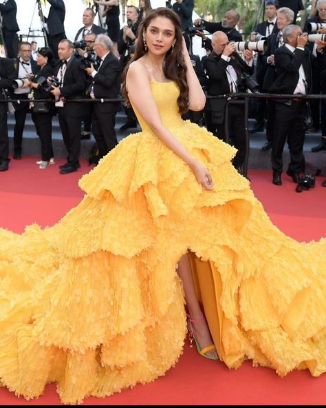 Aditi Rao Hydari, Aditi Rao, Dress Yellow, Beautiful Gowns, Yellow Dress, Book Covers, Actresses, Yellow, Quick Saves