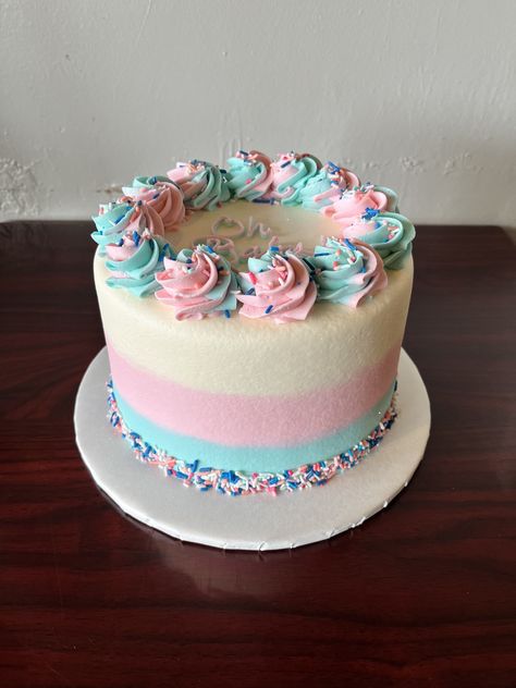 White Gender Reveal Cake, White Gender Reveal, Icing For Cake, Cake Making, Gender Reveal Cake, Reveal Ideas, Reveal Party, 9th Birthday, Reveal Parties