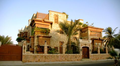 Sami Angawy's home. Arabia Angawi House, Middle East, House Styles, Architecture, Home Decor, Home Décor