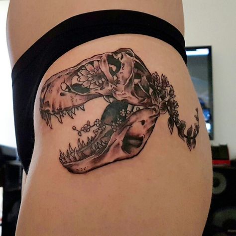 Floral Trex Skull. Loved dinosaurs ever since I was a little girl and the Trex was always my favourite. So I thought it was very fitting for my 21st to get a tattoo to commemorate my childhood. Trex Skull Tattoo, Trex Skull, Dino Tattoo, T Rex Tattoo, Pin Up Tattoo, T Rex Skull, Dinosaur Tattoo, Empire Tattoo, Dinosaur Pin