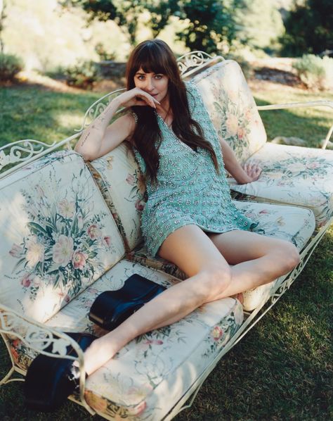 Dakota Johnson On Her New Book Club, TeaTime Pictures & Madame Web Glitzy Wedding Dress, Nontraditional Bride, Sofia Boutella, Mode Dress, Dakota Mayi Johnson, Low Cut Dresses, Gucci Dress, Jimmy Choo Heels, Press Tour