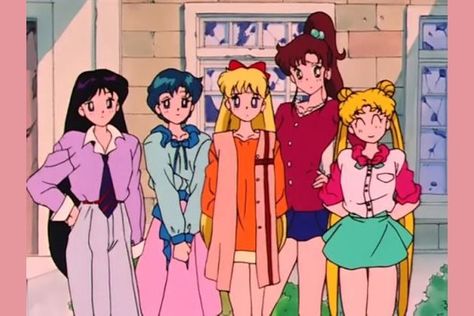 Who's Your 'Sailor Moon' Style Twin? Sailor Moons, Powerpuff Girls Characters, Sailor Moon Outfit, Sailor Moon Fashion, Sailor Moon Screencaps, Makoto Kino, Sailor Moon S, Sailor Scout, Minako Aino