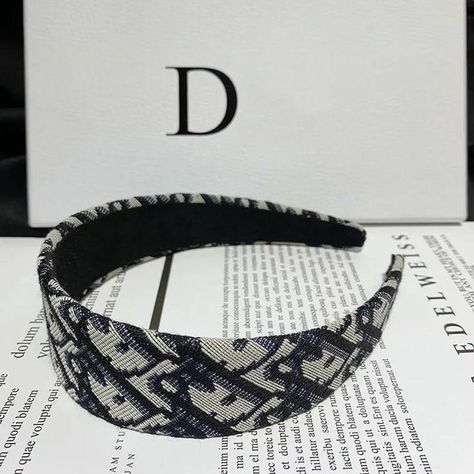 Dior Her, Pink Wardrobe, Head Bands, Jewelry Fashion Trends, Letter D, Head Accessories, Girly Jewelry, Girly Fashion, Bags Designer Fashion