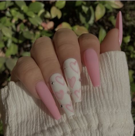 Valentines Day Nails Coffin, Pink White Nails, Bright Pink Nails, Medium Coffin, Valentines Day Nails, Medium Almond, Cute Spring Nails, Coffin Shape, Nails Coffin