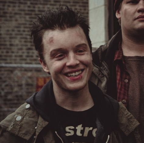 Mickey Pfp Shameless, Mickey Milkovich Pfp, Funny Guy Aesthetic, Mikey Milkovich, Mickey Milkovich Icon, Mickey Shameless, Shameless Memes, Shameless Mickey, Shameless Show