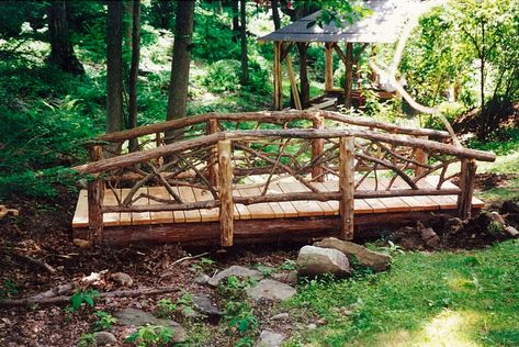 Garden Bridge Design, Backyard Bridges, Outdoor Bridges, Pond Bridge, Lake Landscaping, Concrete Sculpture, Wooden Bridge, Concrete Art, Unique Gardens