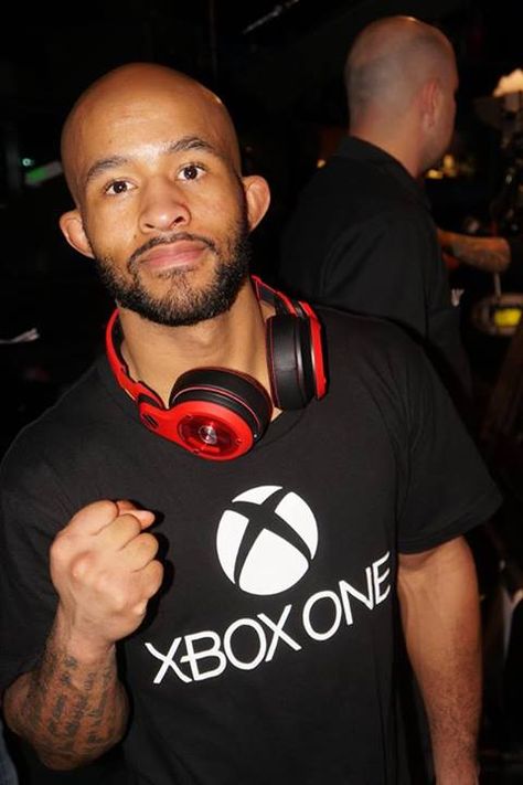 Demetrious Mighty Mouse Johnson Demetrious Johnson Wallpaper, Demetrius Johnson, Demetrious Johnson, Mighty Mouse, Ufc Fighter, Thai Boxing, Ufc Fighters, Mma Boxing, Combat Sports