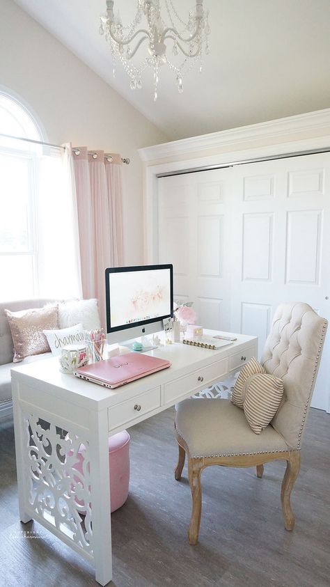 Feminine home office in white and pink                                                                                                                                                                                 More Feminine Home Offices, White Desk, Casa Vintage, Diy Desk, Home Office Space, Office Inspiration, Beauty Room, Home Office Design, New Room