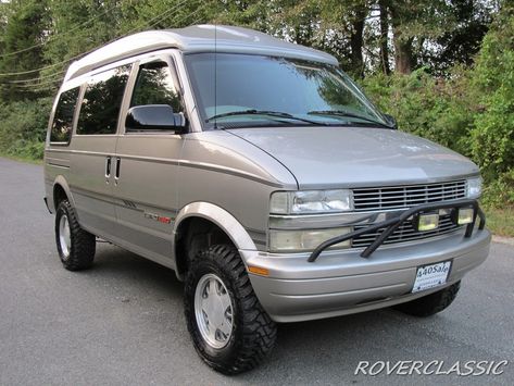 Gmc Vans, Astro Van, Conversion Van, Kei Car, Off Road Lights, Chevy Van, 4x4 Van, Chevrolet Astro, Camping Stuff