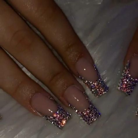 Glitter Glam Nails, Pink Glitter Almond Nails, Nail Video, Summer Nails 2023, Heart Nail Designs, Gold Glitter Nails, Long Acrylic Nail Designs, Drip Nails, Blush Nails