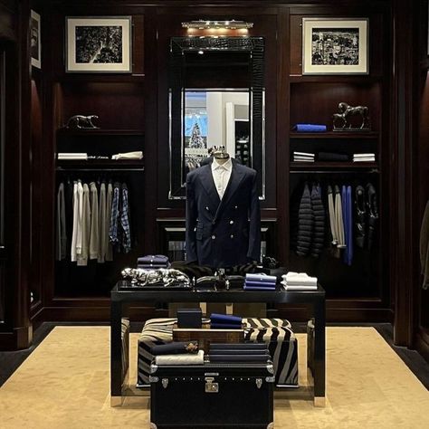 Men Luxury Lifestyle, Luxurious Walk In Closet, Mens Luxury Lifestyle, Kiera Cass, Luxury Closets Design, Classy Suits, Men Closet, All Videos, Luxury Lifestyle Dreams