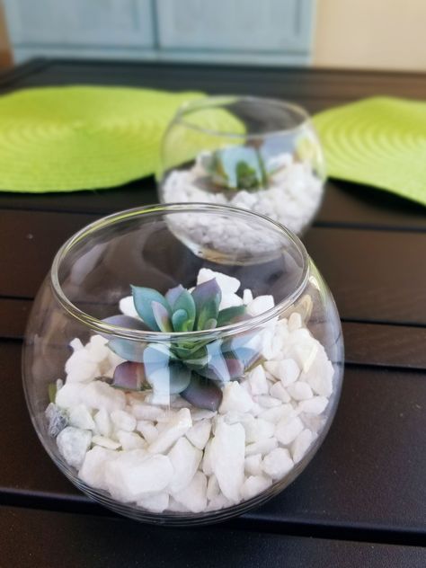 Glass Bowl Decor Ideas Diy Crafts, Glass Bowl Decor Ideas Centerpieces, Glass Bowl Decor Ideas, Curio Decor, Succulent Table Decor, Diy Succulents Centerpiece, Succulent Table, Dollar Tree Centerpieces, Glass Bowl Decor