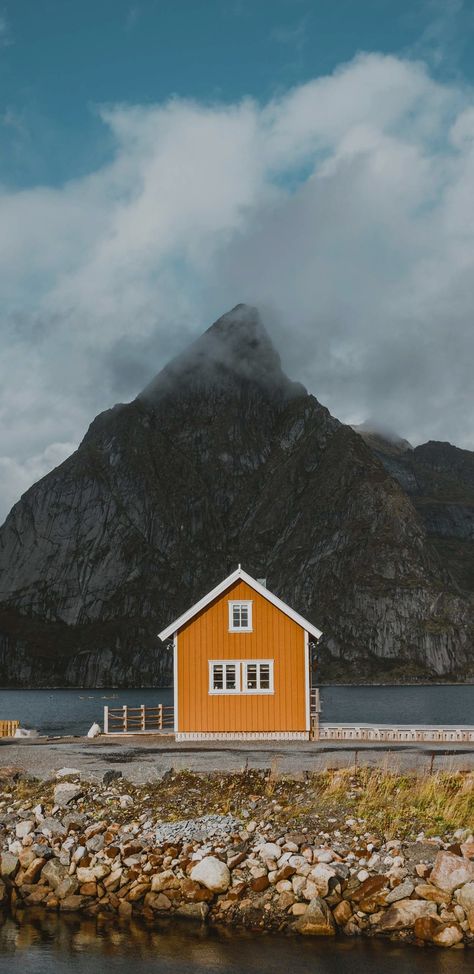 Village Wallpaper, Lofoten Islands, Yellow House, Yellow Houses, Background Drawing, Jules Verne, Arctic Circle, Fishing Villages, Sandy Beaches