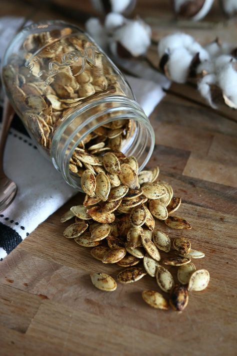 Top 4 Most Powerful Anti-Parasitic Foods - Organic Olivia » Organic Olivia Seed Cycling, Low Stomach Acid, Parasite Cleanse, Roasted Pumpkin Seeds, Roast Pumpkin, Pumpkin Seeds, Protein Foods, Herbal Medicine, Natural Health