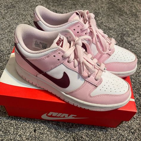 Valentines Dunks, Valentine Dunks, Women Dunks, Purple Dunks, Pink And Black Shoes, Pink Vans, Girly Shoes, Sneaker Collection, Me Too Shoes