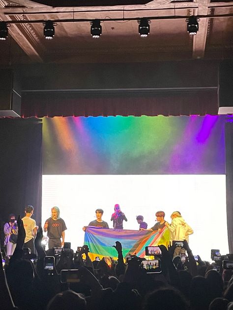 Onlyoneof Twitter Banner, Onlyoneof Concert, Kpop Crowd Concert, Concerts Astethic Crowd, Seventeen Power Of Love Concert, Pride Parade, Pride Flags, Bias Wrecker, Kpop Idol