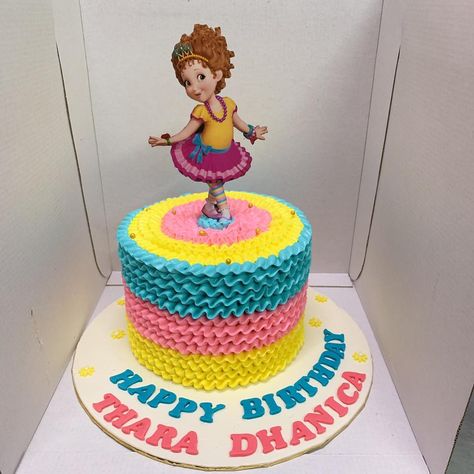 Fancy Nancy Birthday Cake, Fancy Nancy Cake, Fancy Nancy Birthday, Fancy Nancy Clancy, Fancy Nancy Party, Fancy Nancy, Buttercream Cake, 8th Birthday, Baby Cake