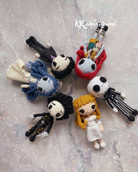 Dark world Ebook amigurumi pattern English and Spanish Disney Crochet Patterns, Easy Crochet Animals, Crochet Fairy, Confection Au Crochet, Dark World, Mode Crochet, Kawaii Crochet, Fun Crochet Projects, Crochet Doll Pattern