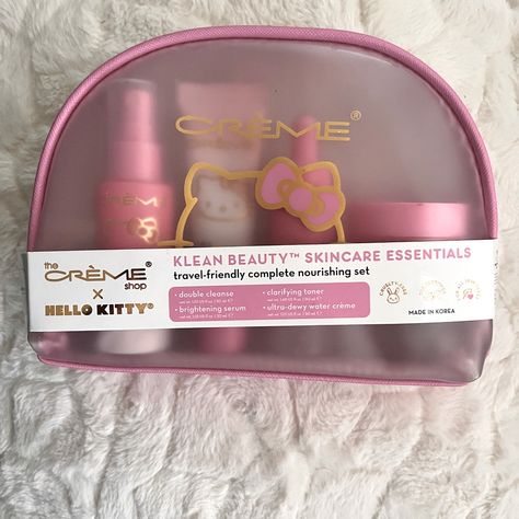 Brand New Set, Sealed, Hello Kitty Moisturizer. Hello Kitty Creme Shop, Hello Kitty Things To Buy, Sanrio Items, Skincare Sets, Gem Tattoo, Curvy Casual Outfits, Hello Kitty Merchandise, Hello Kitty Drawing, Hello Kitty Birthday