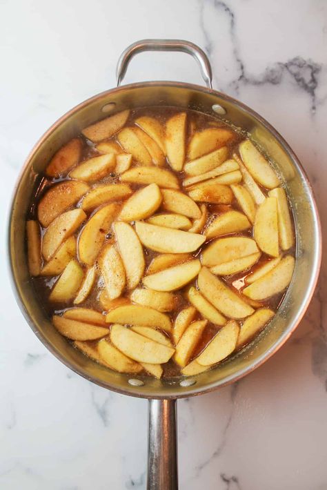 Apple Tart With Graham Cracker Crust, Pie Crust For Apple Pie, Gram Cracker Pie Crust, Crust For Apple Pie, Gram Cracker Pie, Apple Custard Pie, Gram Cracker, Pie With Graham Cracker Crust, Cracker Pie Crust