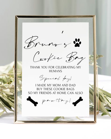 Dog Treat Wedding Sign, Dog Table Wedding, Incorporate Dog In Wedding Decor, Biscuit Bar Wedding Dog, Dog Treat Wedding Favors, Dog Incorporated In Wedding, Wedding Supper, Biscuit Wedding Favours, Wedding Favours Sign