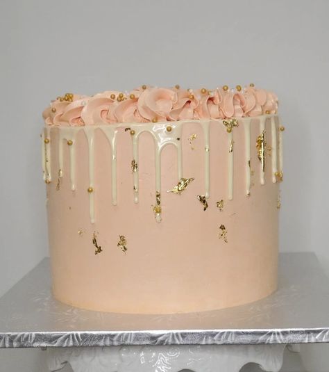 Peach Color Cake, Color Cake, Colorful Cakes, Peach Color, Lamp Shade, Candle Holders, Candles, Baking, Cake