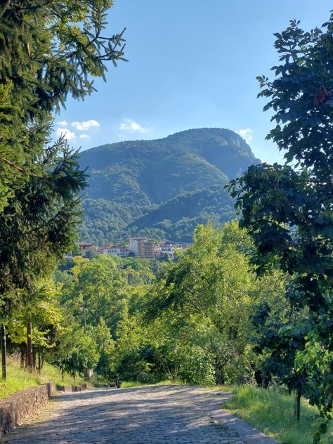 Litochoro Greece, Greek Countryside, Olympus Mountain, Greece Countryside, Greek Landscape, Greek Holiday, Greek Mountains, City Streets Photography, Ancient History Facts