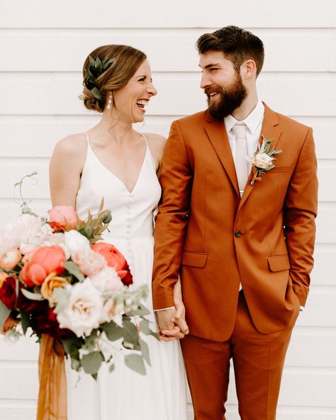 24 Unique Wedding Color Palettes That Will Set Your Big Day Apart #WeddingColors #WeddingColorIdeas #WeddingInspiration #WeddingIdeas | Martha Stewart Weddings - Unique Wedding Color Palettes That Will Set Your Big Day Apart Unique Wedding Colors, Orange Wedding Colors, Burnt Orange Weddings, Orange Suit, Rustic Modern Wedding, Shots Ideas, Groomsmen Suits, Orange Wedding, Fall Wedding Colors