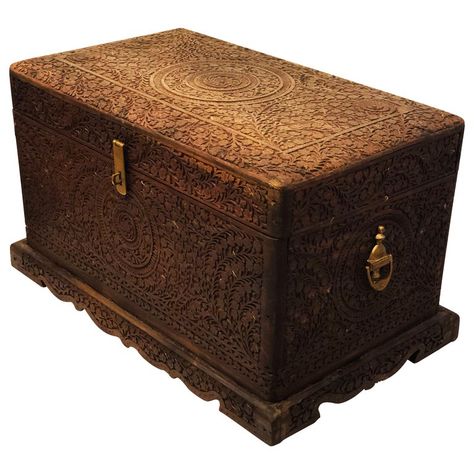 Witchcraft Kit, Hand Carved Furniture, Antique Wooden Boxes, Homemade Paint, Wooden Trunks, Indian Handicrafts, Pine Chests, Charred Wood, Trunks And Chests