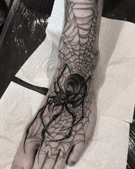 Spider foot from yesterday on my mate @gold_frank cheers mate.........this will possibly be my last post for a while......... Insects Reference, Carved Rocks, Tattoo Spider, Spider Tattoos, Pumpkin Tattoo, Web Tattoo, Goth Tattoo, Be My Last, Fire Tattoo