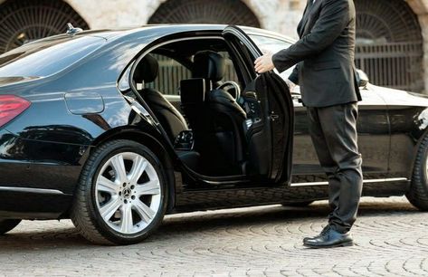 Cabo Airport Shuttle Services Black Car Service, Melbourne Airport, Corporate Travel, Chauffeur Service, Airport Transportation, Beograd, Transportation Services, Car Hire, Taxi Service