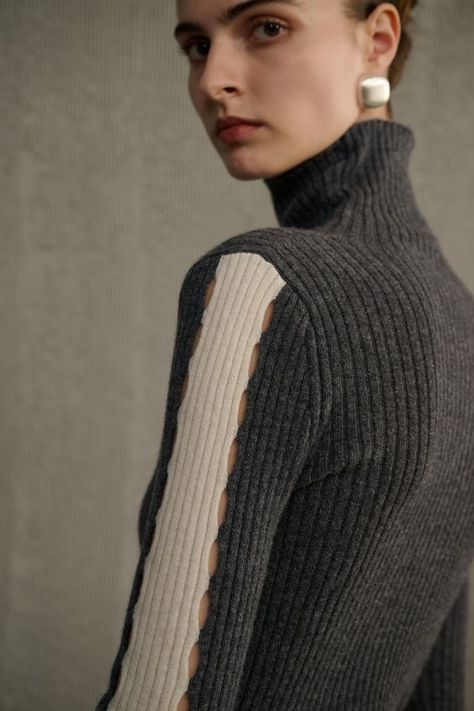 The sweater itself is nice enough but it fits very small. I bought the largest size just in case but it fits more like a shirt. Modern Knitwear, Knitwear Details, Knit Clothes, Dystopian Fashion, Knitwear Inspiration, Upcycle Clothes Diy, Elegant Sweater, Summer Sweater, Summer Sweaters