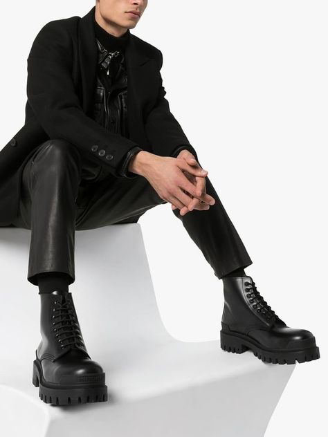 Balenciaga Boots Outfits, Balenciaga Boots, Boots Outfit Men, Boots Fit, Social Media Profile, Boots Outfits, Black Balenciaga, Balenciaga Black, Mens Boots Fashion