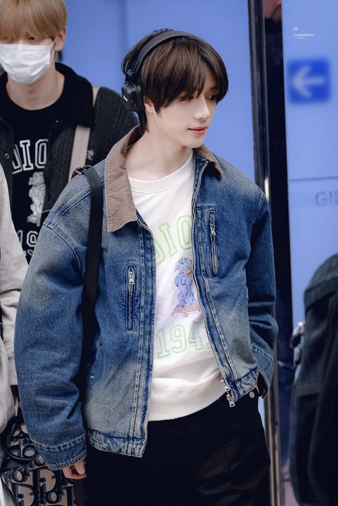 Beomgyu Airport Fashion, Beomgyu Airport, Choi Beomgyu, Airport Fashion, Airport Style, Airport Outfit, You And I, Quick Saves